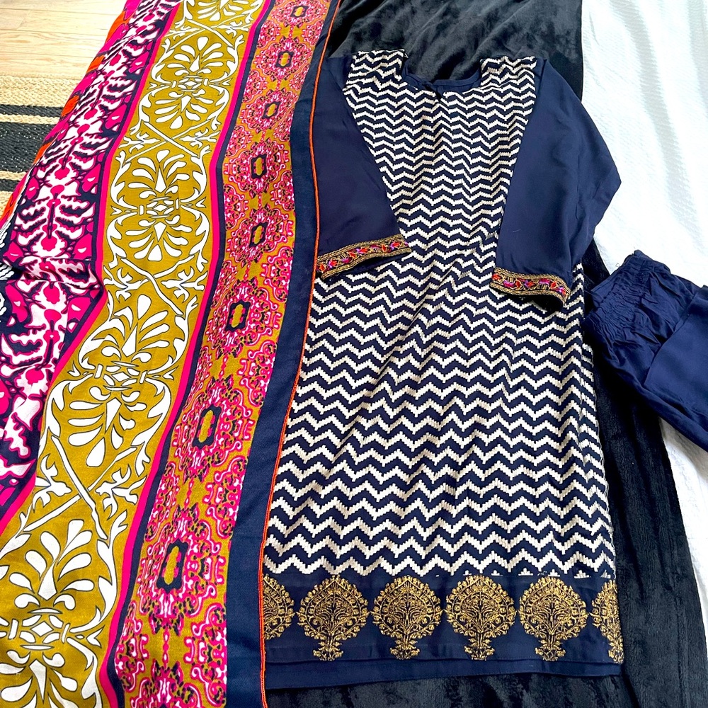 Fully embroidered linen suit 3 pc